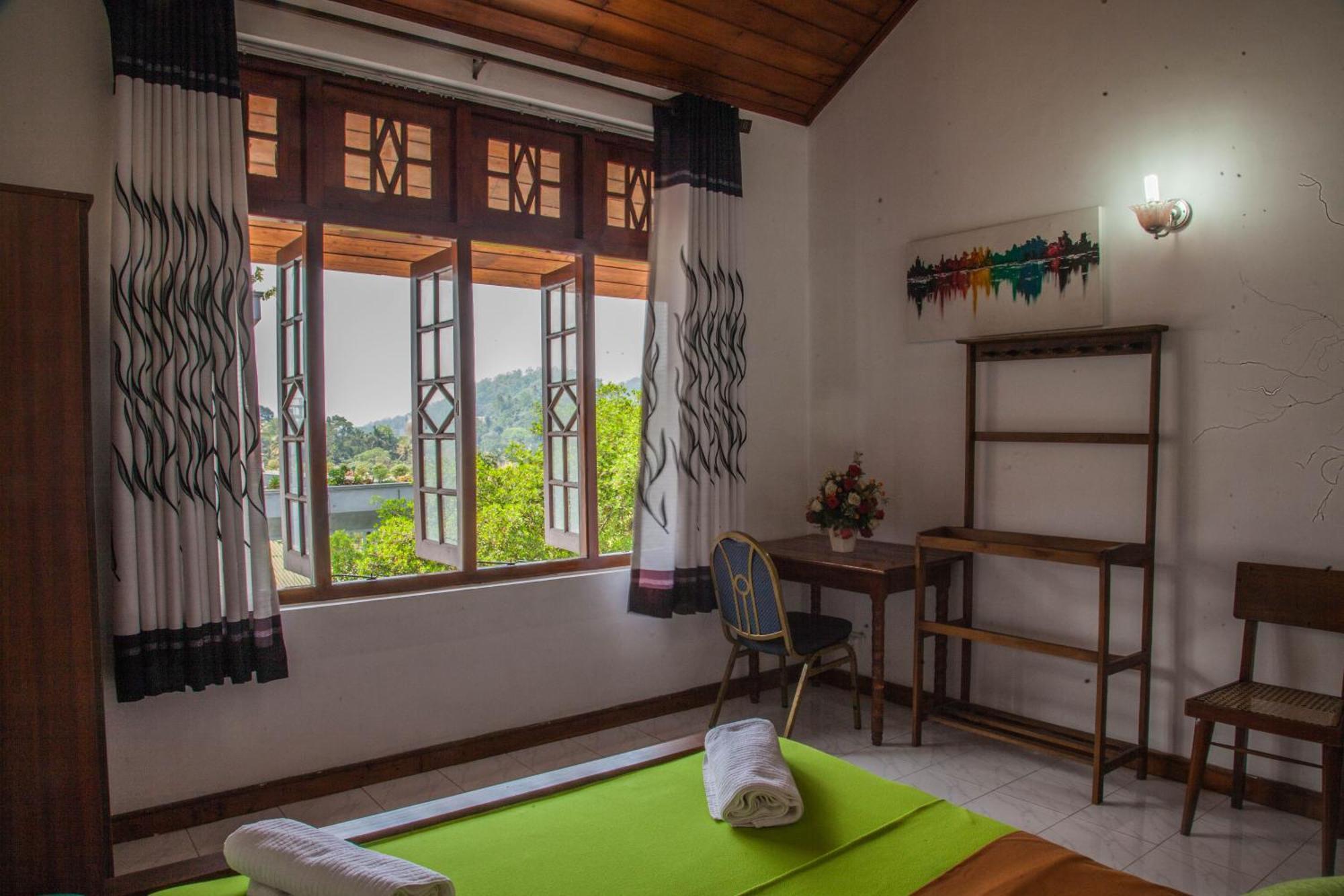 Antique Tourist Lodge Канді Екстер'єр фото