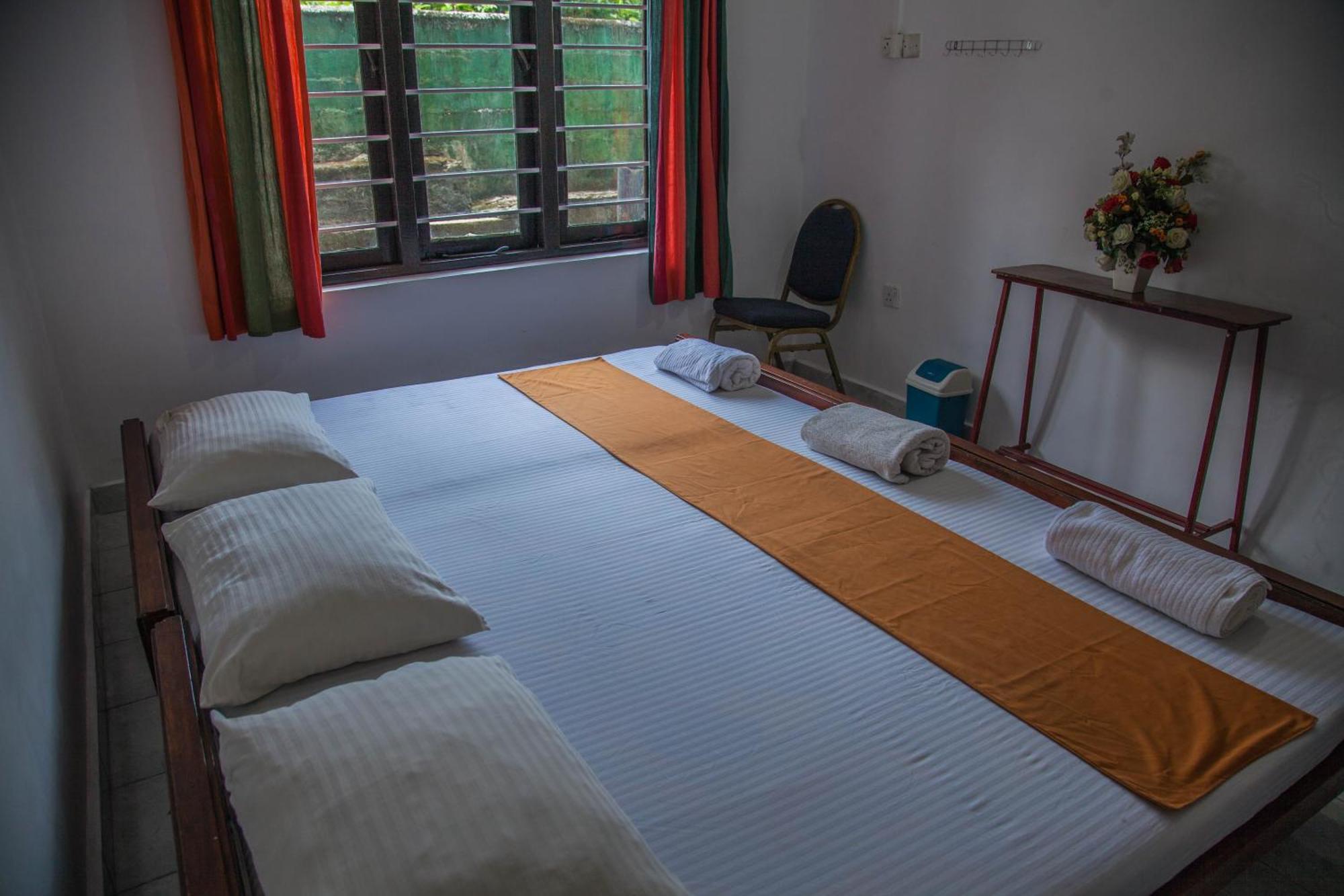 Antique Tourist Lodge Канді Екстер'єр фото